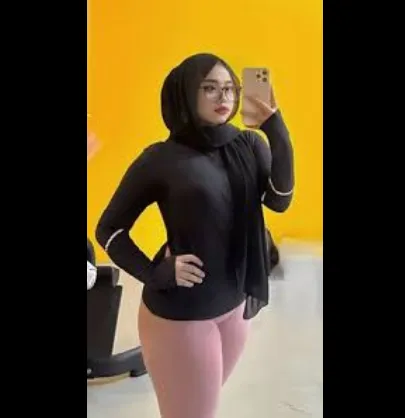 Selagi Viral New Bok3p Viral Hijab Hitam Pengantin Baru di Ldr an Terpaksa Pakai Jari Jempol Indonesia Yandek Top 2026 Jilbab